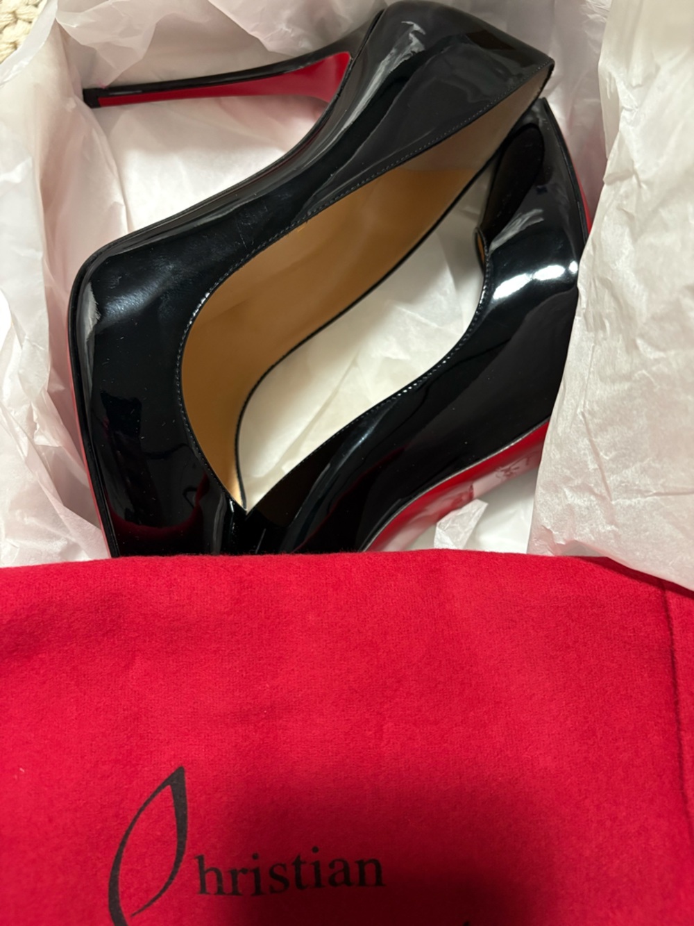 Christian Louboutin Pigalle Follies 100 mm Patent